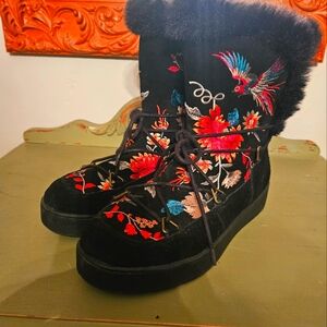 Gorgeous "Freja" Moon Boots